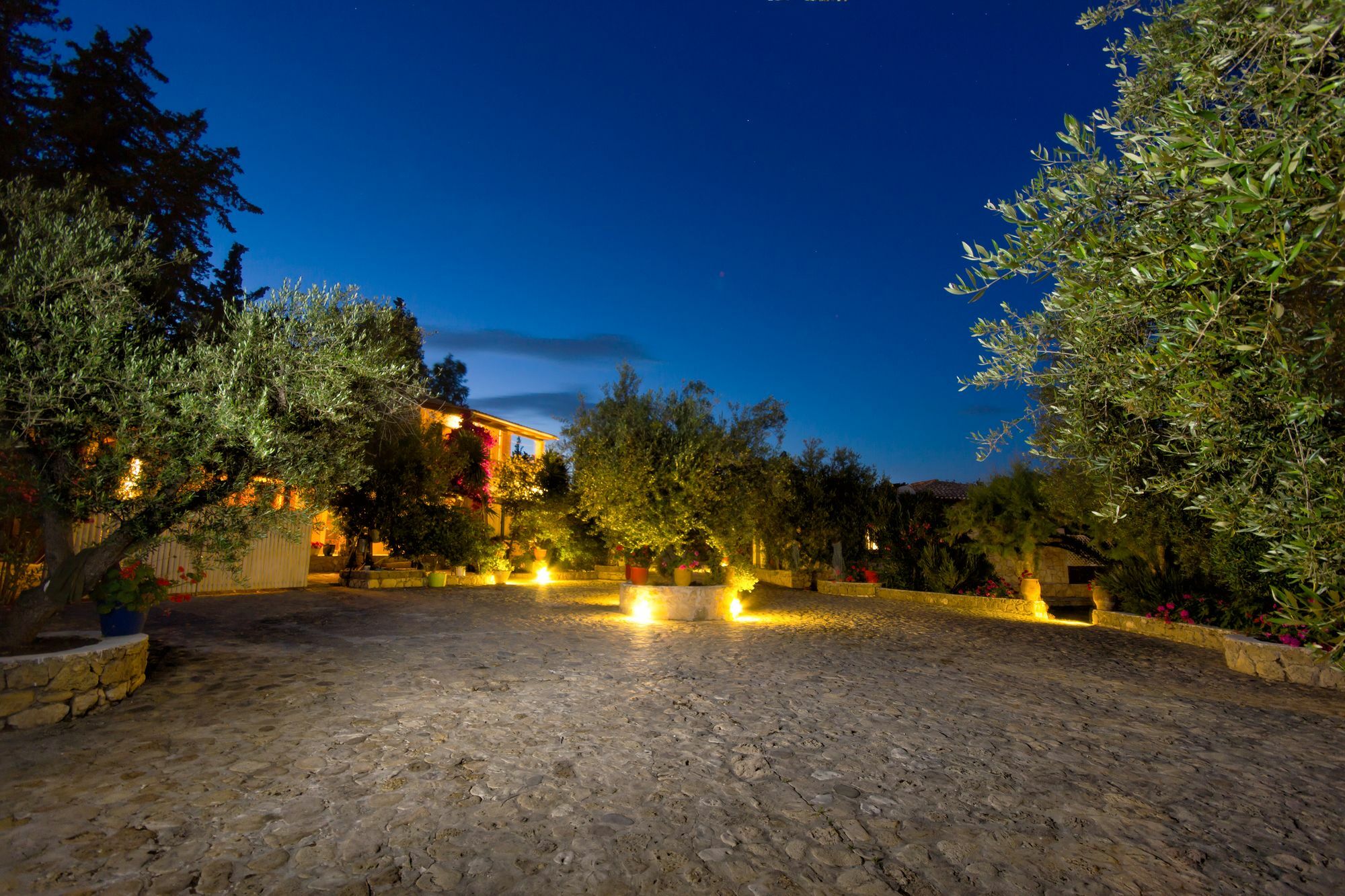 Liuba Houses Ανω Βασιλικος Εξωτερικό φωτογραφία